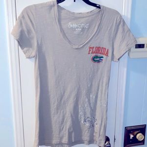 Excellent condition size medium Florida gators girls T-shirt